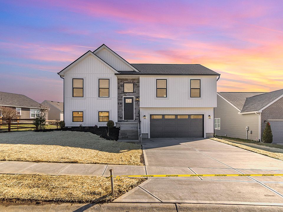 1st image of 106 Keeneland Dr