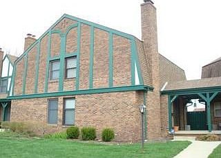 1st image of 4548 Sandringham Dr