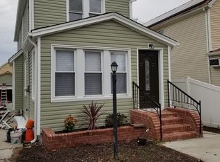 12328 Nellis St, Springfield Gardens, NY 11413