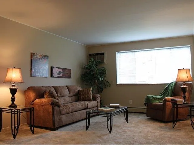 Hidden Trail Apartments — Photo 12