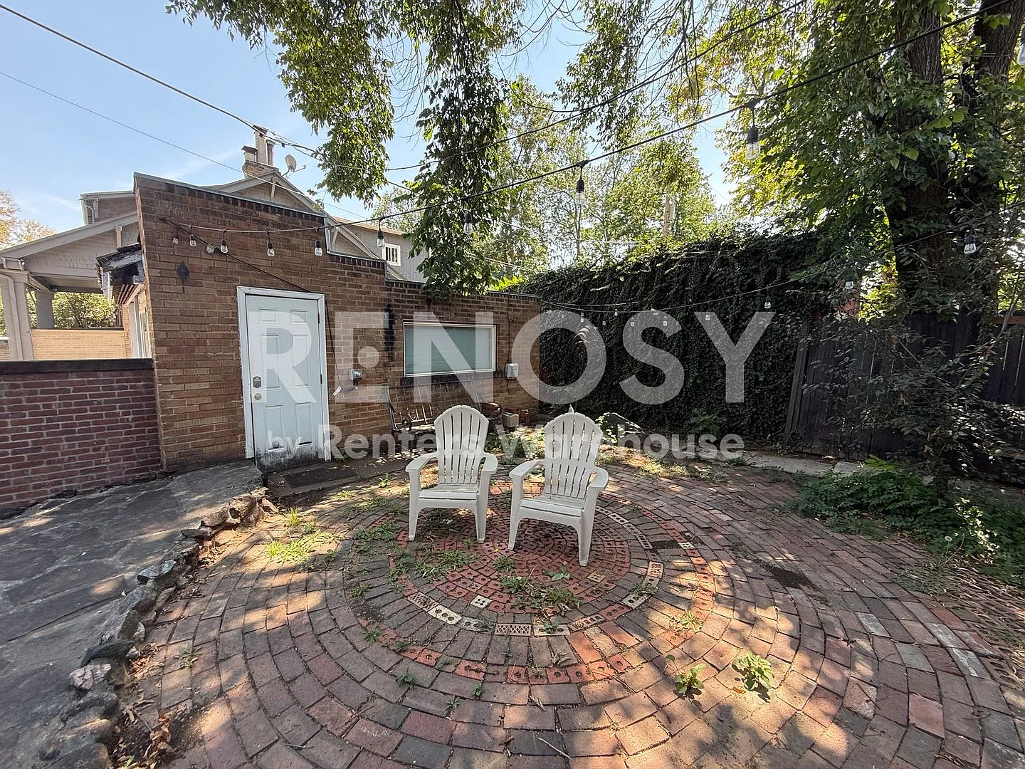 October Lease Incentive- 3710 E 17 Ave Immediate Availability — Photo 3