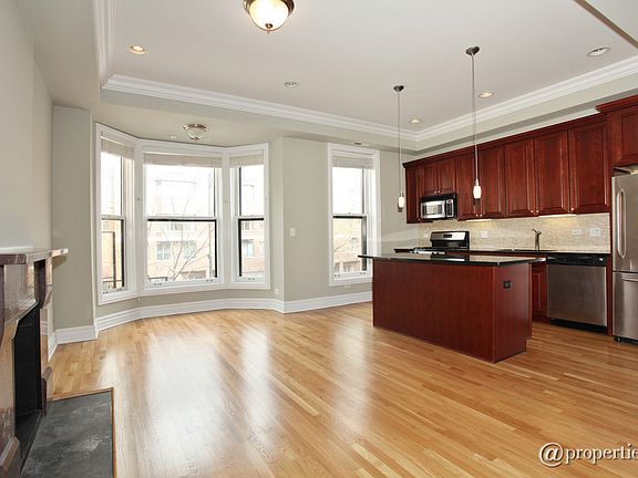 Kitchen/Living Room