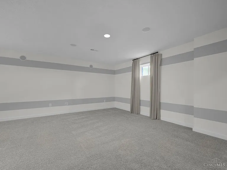 8705 Quietwood Ln — Photo 40