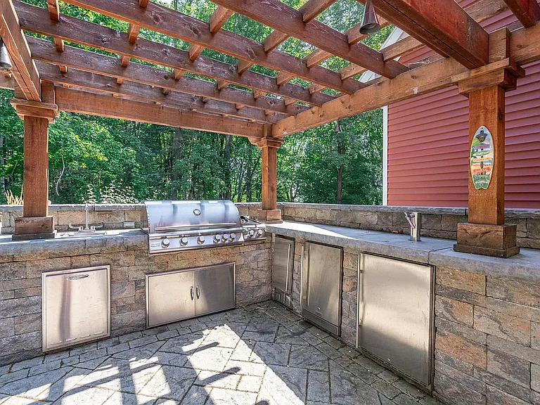 219 Crescent Ave — Photo 41
