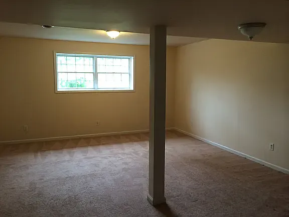6090 Spires Dr — Photo 13