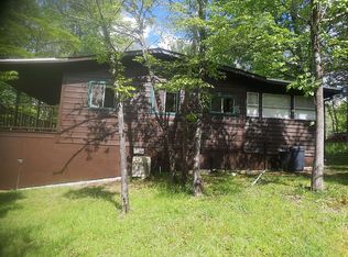 32 Pine Log Ln, Warne, NC 28909