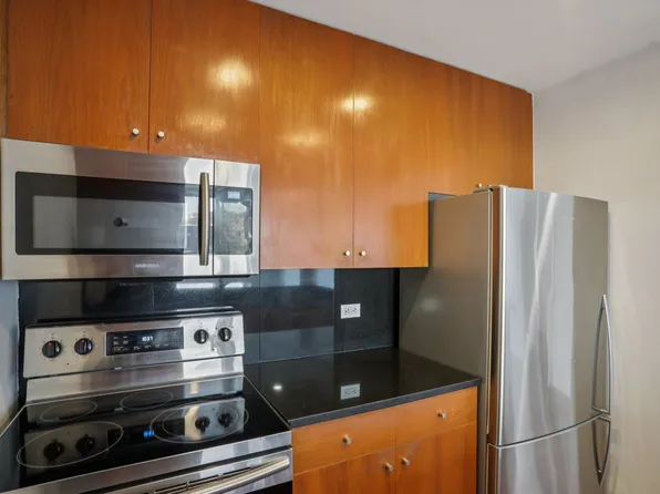 3110 City Place image 3 of 32