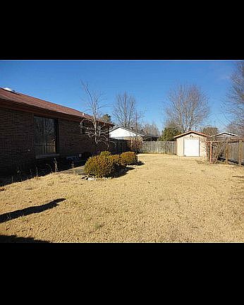 3rd image of 539 Woods Dr