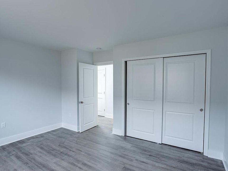 1st image of 20-6 Florence Tollgate Pl