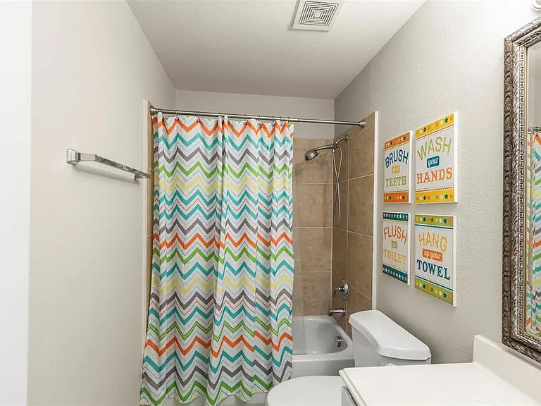 5902 Preserve Ln — Photo 24