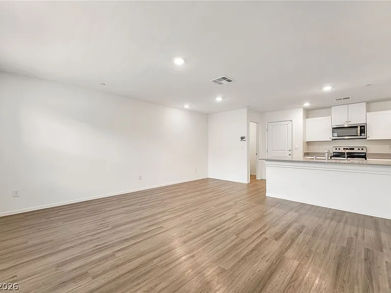 3717 Celesta Vista Ave — Photo 4