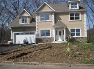 11 Coleman Rd, East Brunswick, NJ 08816