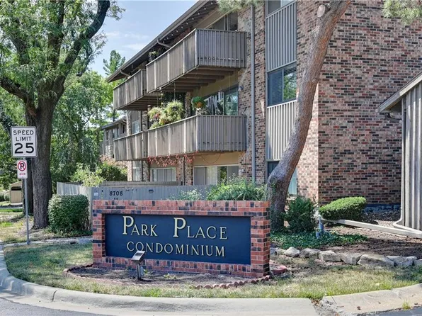 8740 Metcalf Ave APT 101, Overland Park, KS 66212