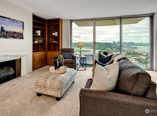 4540 8th Ave NE APT 2001, Seattle, WA 98105