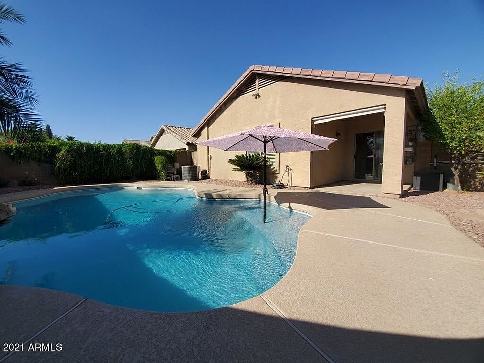 1st image of 22620 N Kennedy Dr