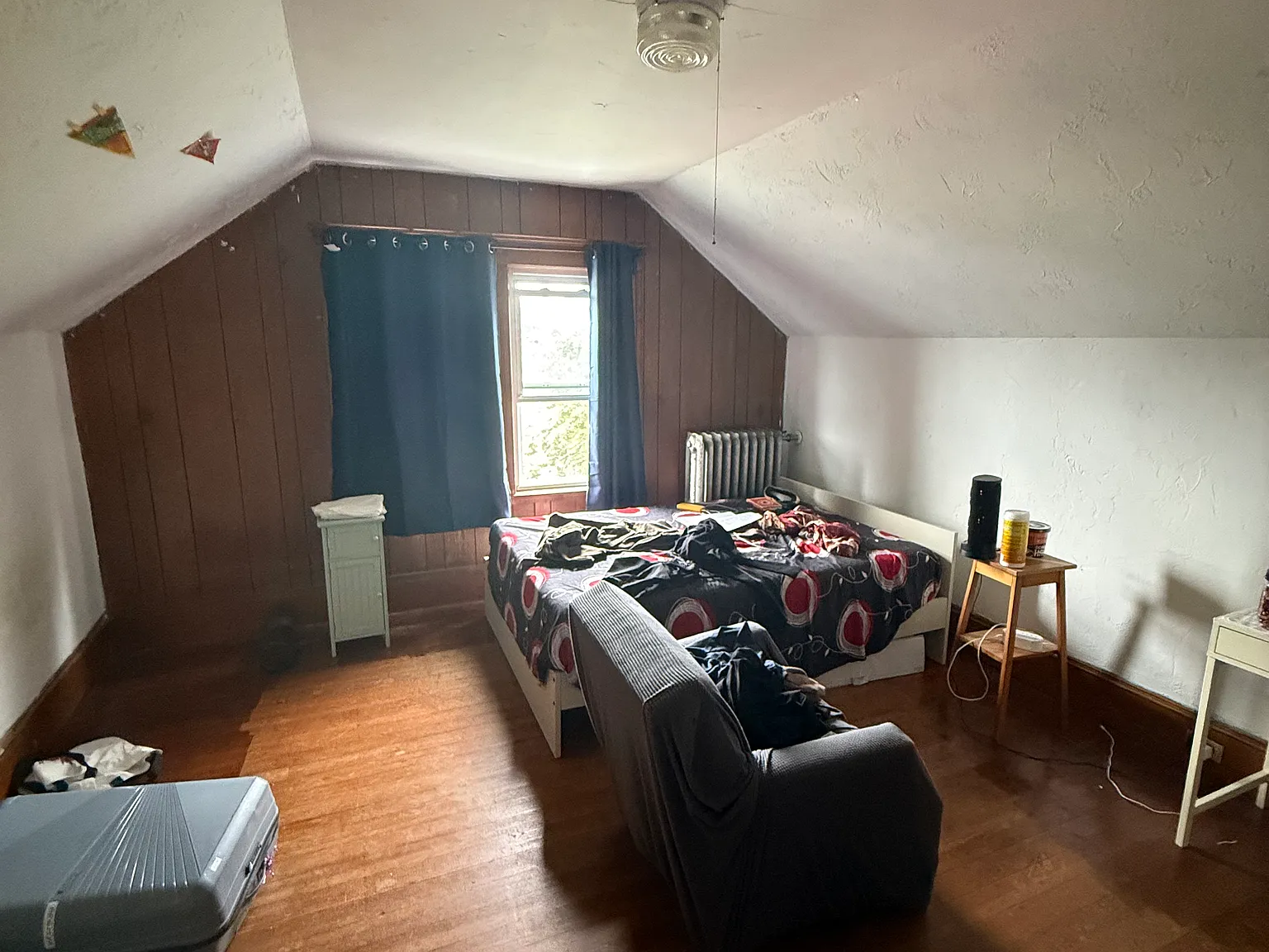 5 bed, 9999 sqft, $6,500 — Photo 2