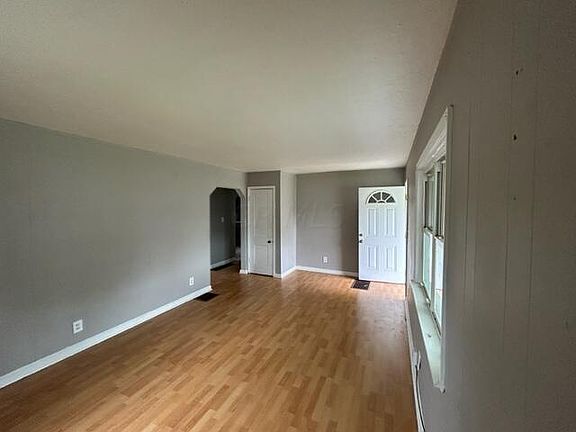 4th image of 885 Westphal Ave
