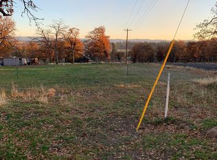 274 S Molly Ann Rd, Tygh Valley, OR 97063