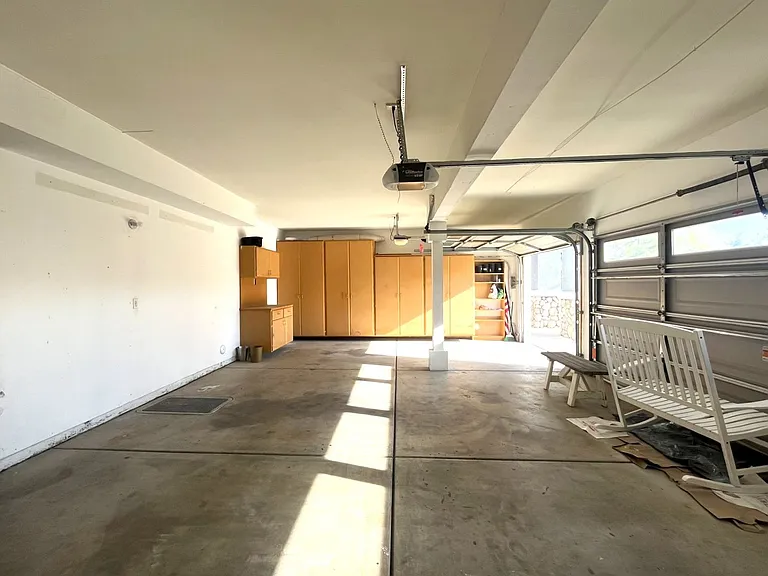 4130 Prairie Dunes Dr — Photo 42