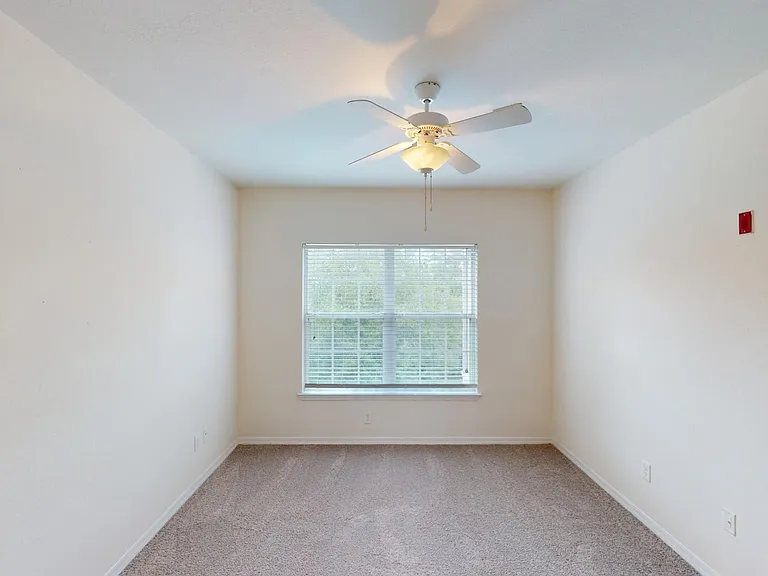 Ashton at Waterford Lakes — Photo 74