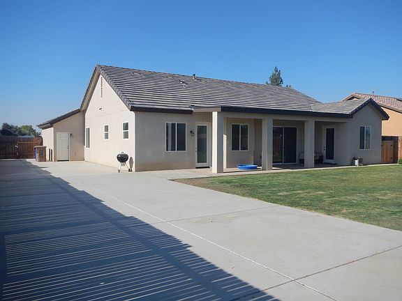 Rear with RV parking