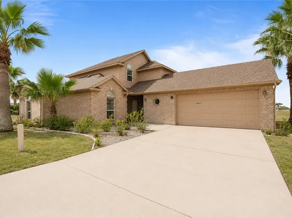 1022 Cape Velero Dr, Rockport, TX 78382