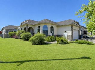 9009 N 128th Ave, Grande Prairie, AB T8X8C7
