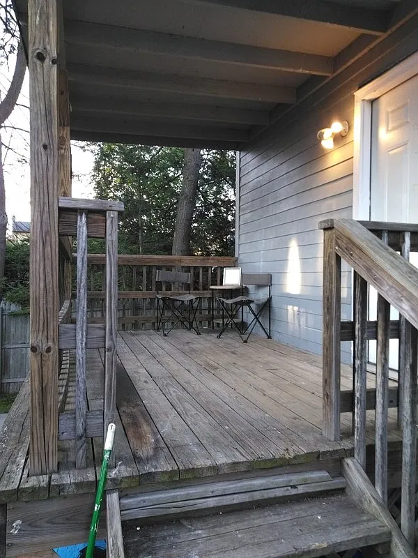 22-14 — Photo 3