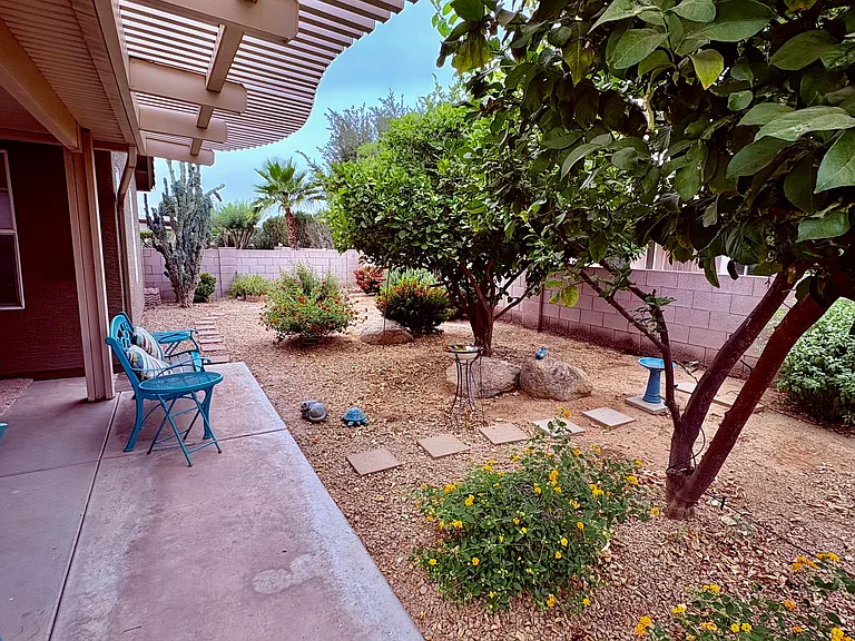 1444 E Las Colinas Dr — Photo 4