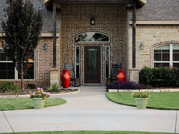 2nd image of 133 Peach Blossom Dr