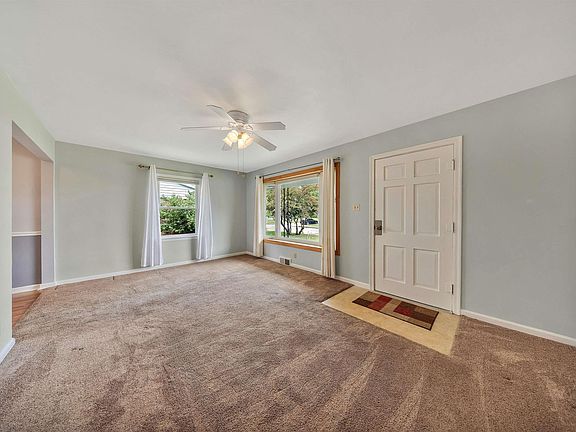 5th image of 535 S Congress Ave