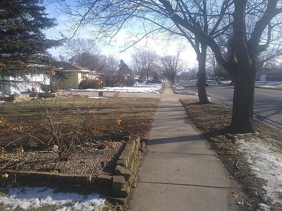 4th image of 1230 N Randall Ave