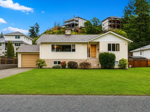 2351 Bellamy Rd, Langford, BC V9B 3M8