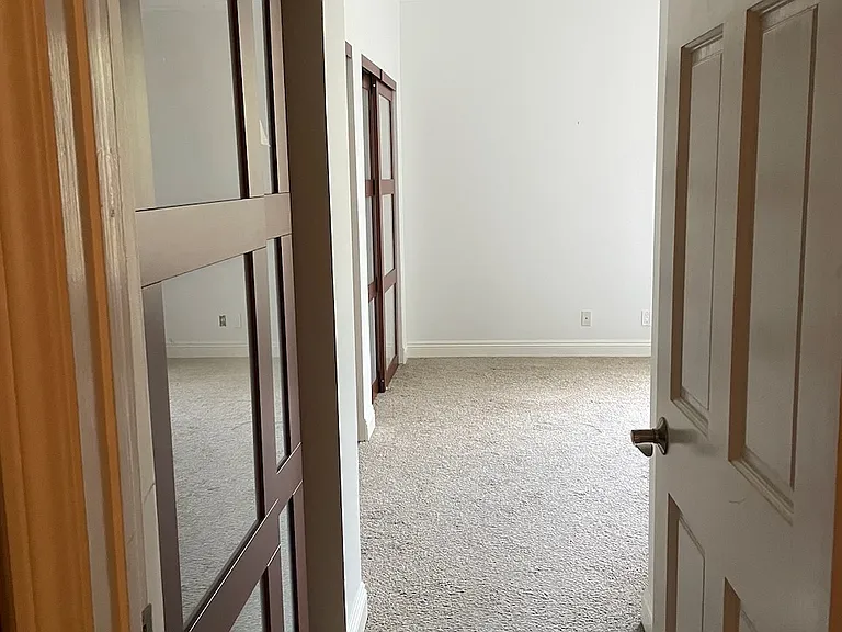 1509 Greenfield Ave #108 — Photo 25