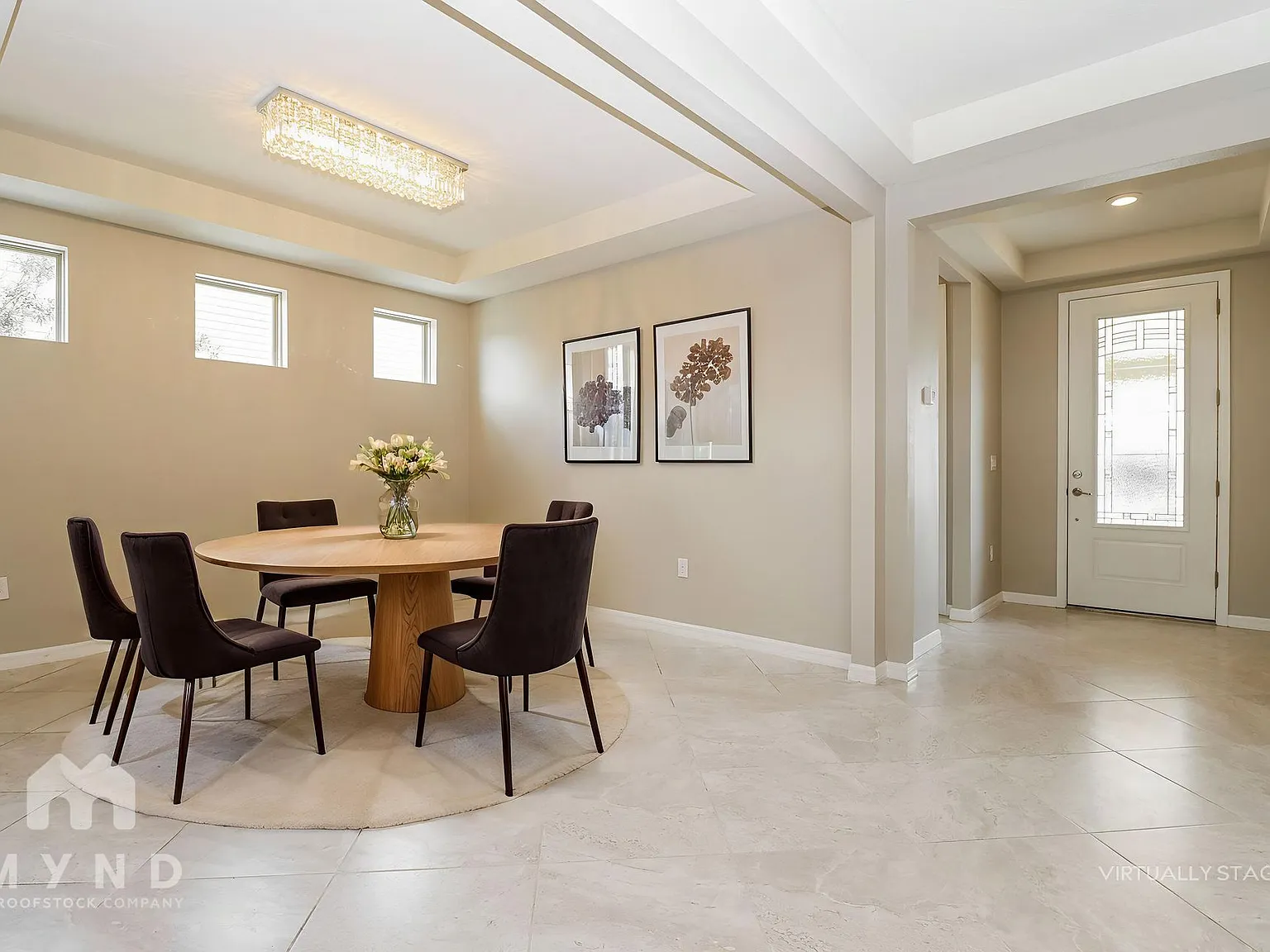 4 bed, 3.5 bath, 3292 sqft, $4,500 — Photo 3