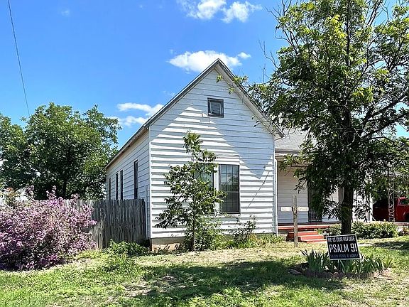 2nd image of 2901 Abilene St
