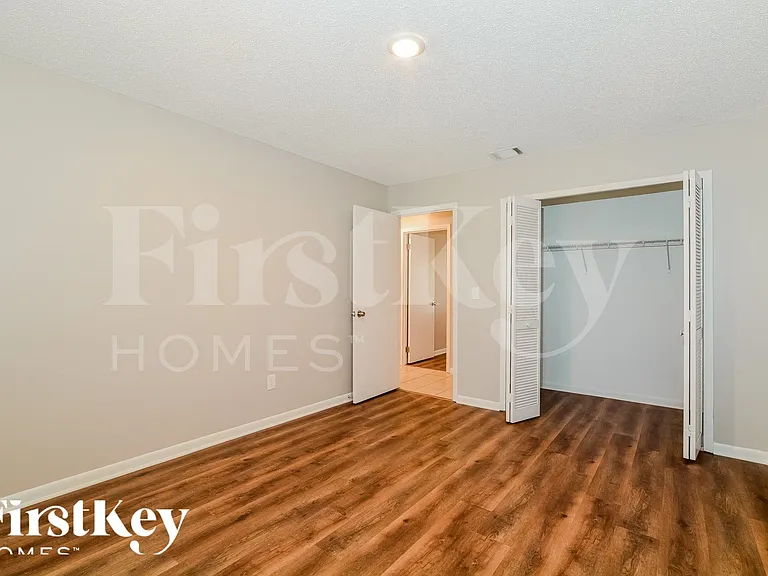 1257 Poinsettia Dr — Photo 11