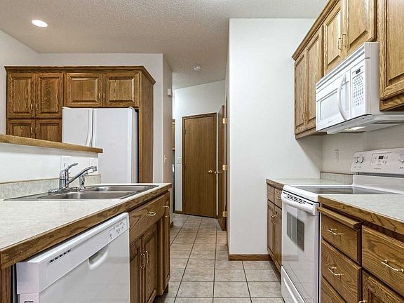 2nd image of 3015 40th Ave S #Dec16f0e8