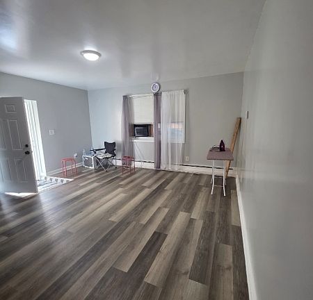 2nd image of 46 E Main St