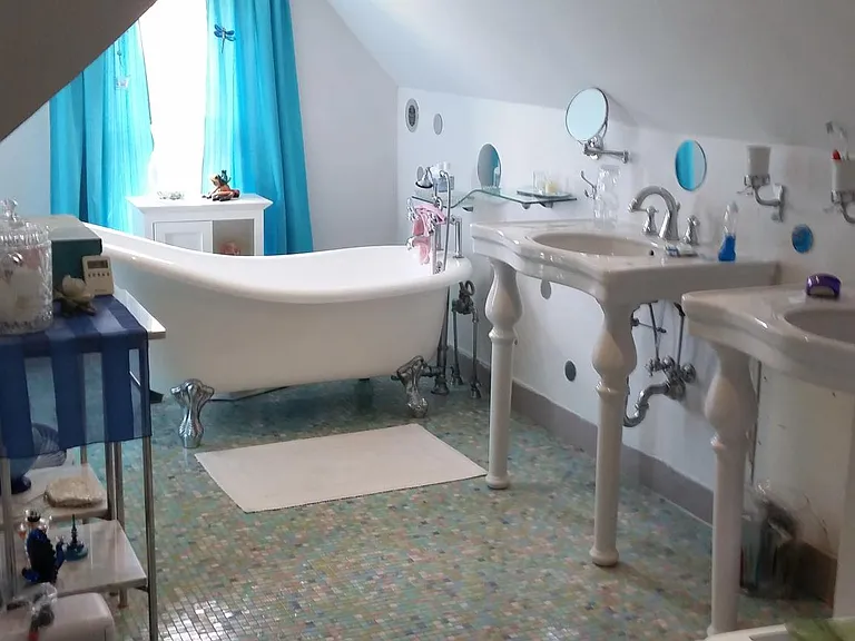 Master bath