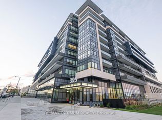 395 Dundas St W #219, Oakville, ON L6M 4L9