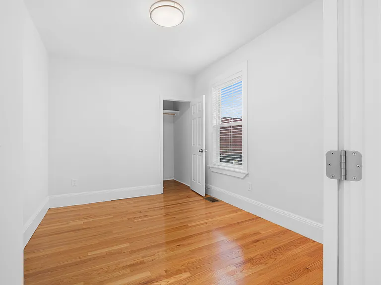 79 Sydney St #2 — Photo 17