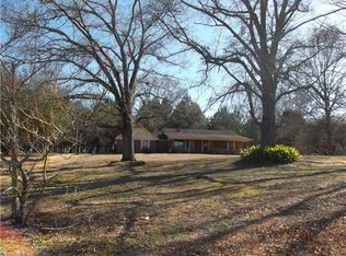 4071 Simpson Hwy 28 W, Magee, MS 39111