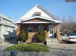 3281 W 31st St photo 1