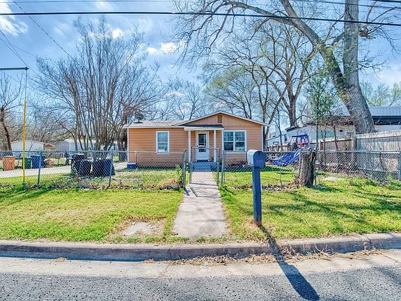 3rd image of 5309 Prock Ln