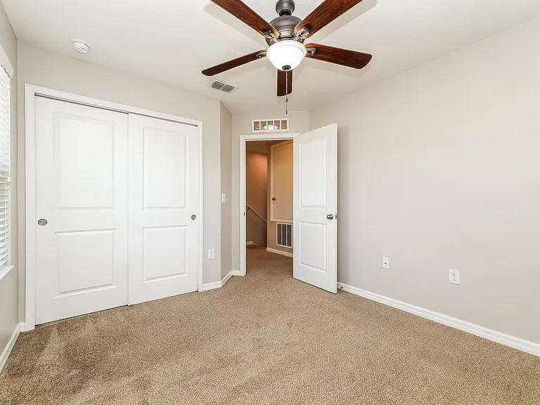 10635 Laguna Plains Dr — Photo 13