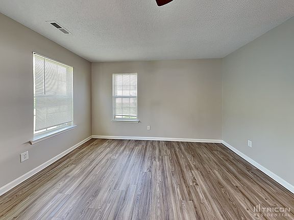 4th image of 8718 Purple Thistle Ln