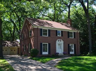 901 Plymouth Rd SE, East Grand Rapids, MI 49506