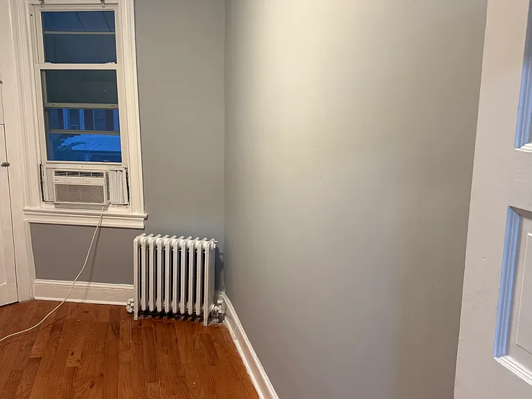 917 Ingraham St NW #1 — Photo 3