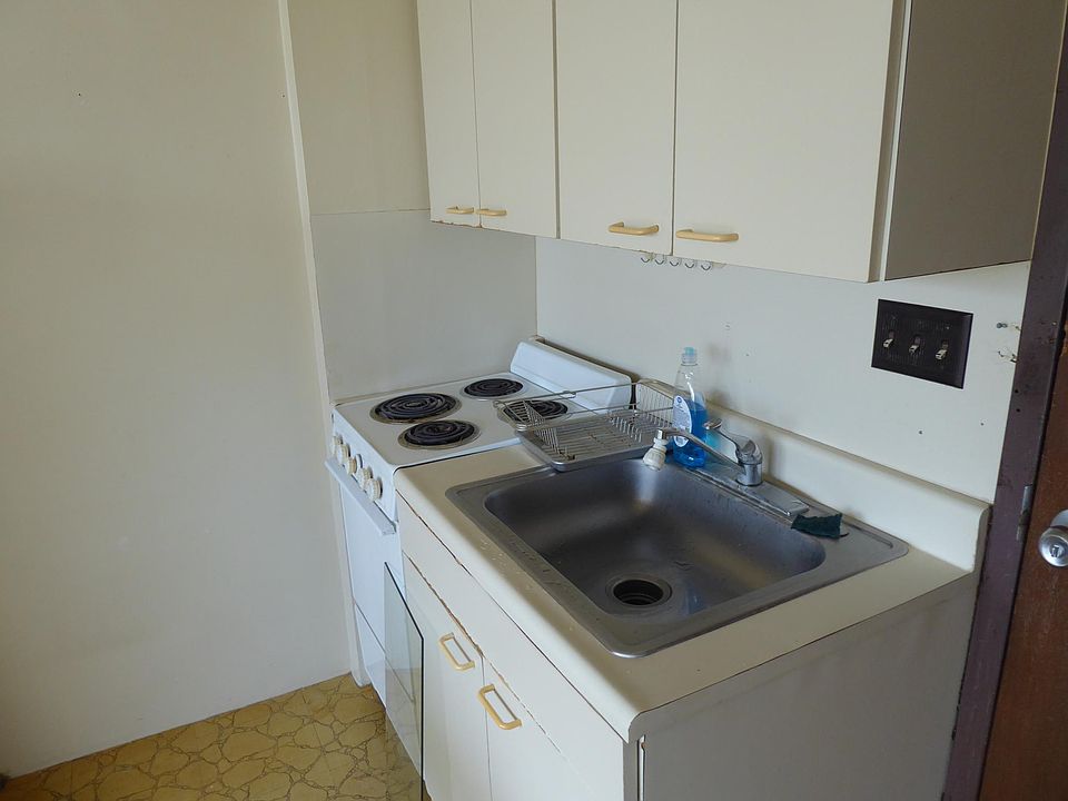 2nd image of 1560 Kanunu St APT 701